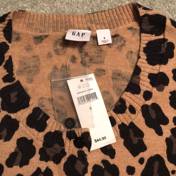 NWT GAP cardigan - Picture 3 of 3